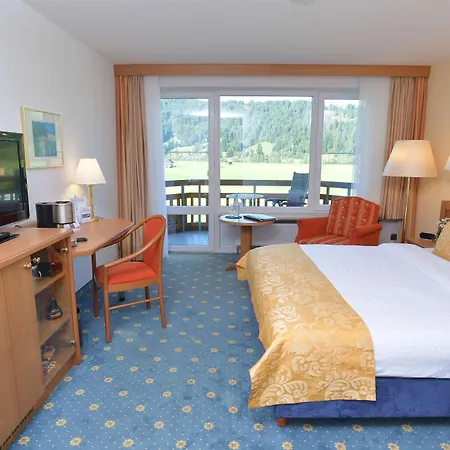 Western Alpenhof Готель 4*