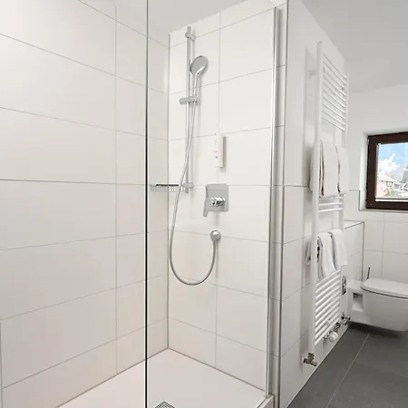 Western Alpenhof Готель 4*