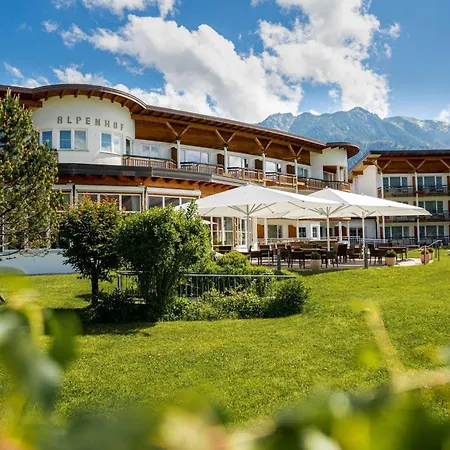 Western Alpenhof