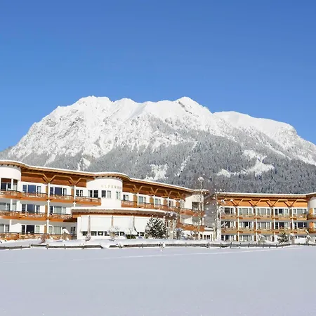 Western Alpenhof 4*